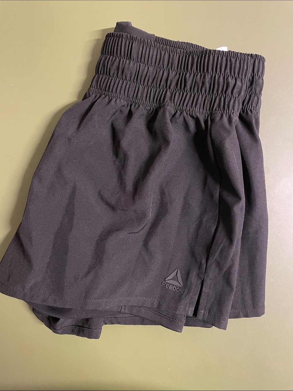 Reebok Women’s Black Elastic-Waist Athletic Shorts, Small